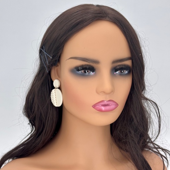 Boho Chic Knit-Texture Statement Earrings - Picture 5 of 8